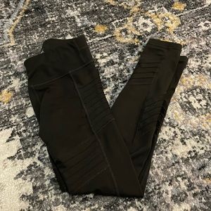 Athleta Girl Moto-Vation Tight leggings, Sz S (7)